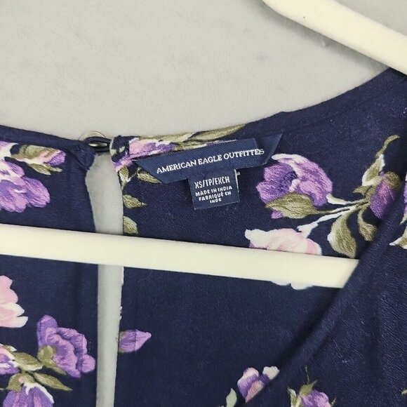 American Eagle Romper Womens XS Navy Blue Floral Viscose V-Neck Comfort Spring - Picture 2 of 12